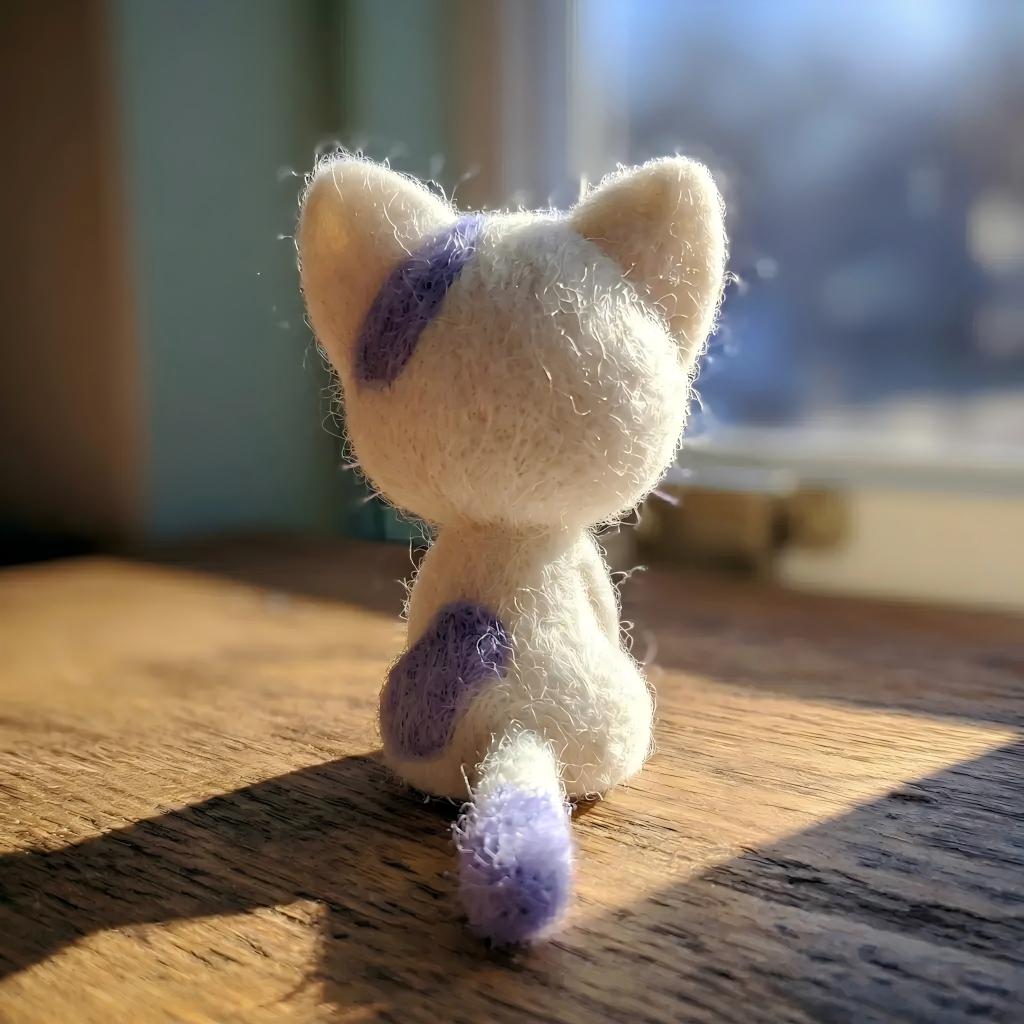 Handcrafted Felt Purple Spotted White Cat and Yarn Ball Figurine